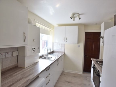 Flat to rent in Axwell Terrace, Swalwell NE16