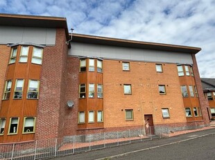 Flat to rent in Bell Street, Wishaw ML2