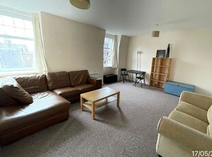 Flat to rent in Bon Accord Terrace, Top Floor, Aberdeen AB11
