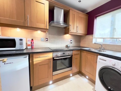 Flat to rent in Brinkley Place, Colchester CO4