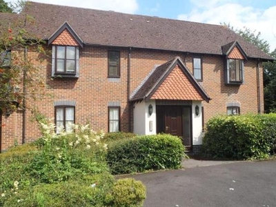 Flat to rent in Christy Court, Tadley RG26