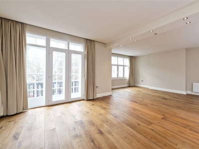 Flat to rent in Clifton Court, Northwick Terrace, London NW8