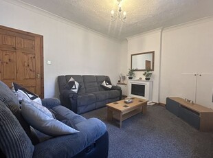 Flat to rent in Dunnikier Road, Kirkcaldy KY1