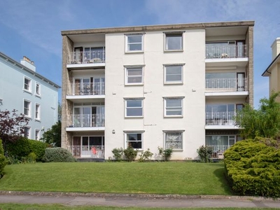 Flat to rent in East Approach Drive, Cheltenham GL52