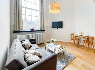 Flat to rent in Flat 13, 154 Mcdonald Road, Edinburgh EH7