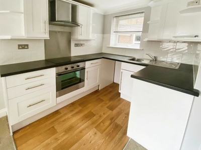 Flat to rent in Flat 6, 905 Christchurch Road, Bournemouth BH7