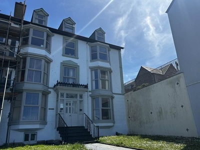 Flat to rent in Flat 6, Penlan, 18 Marine Terrace, Aberystwyth SY23