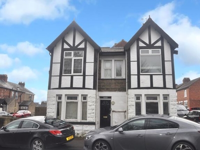Flat to rent in Grove Park Avenue, Harrogate, North Yorkshire HG1