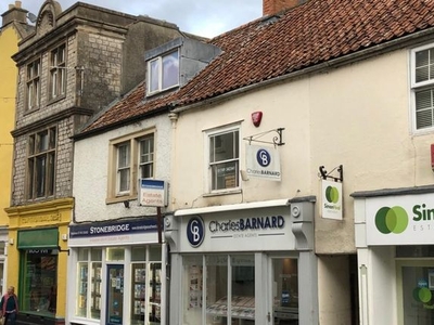 Flat to rent in High Street, Shepton Mallet BA4