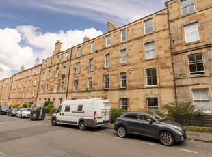 Flat to rent in Livingstone Place, Marchmont, Edinburgh EH9