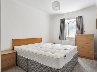 Flat to rent in Long Ford Close, Oxford OX1