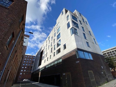 Flat to rent in Loom Street, Manchester M4