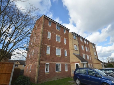 Flat to rent in Lundy House Himalayan Way, Watford WD18