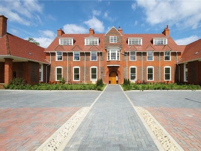 Flat to rent in Poulter Court, 2 Chancellor Drive, Camberley, Surrey GU16