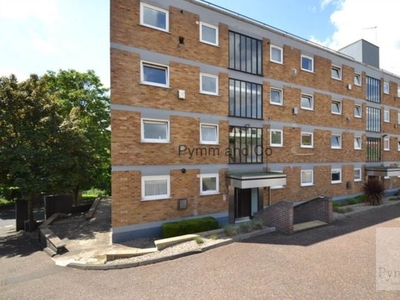 Flat to rent in Rosary Road, Norwich NR1