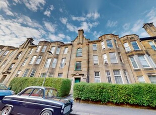 Flat to rent in Southpark Drive, Paisley PA2