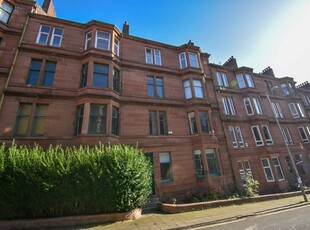 Flat to rent in Townhead Terrace, Paisley, Renfrewshire PA1