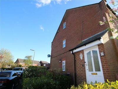 Maisonette to rent in Catchacre, Dunstable LU6