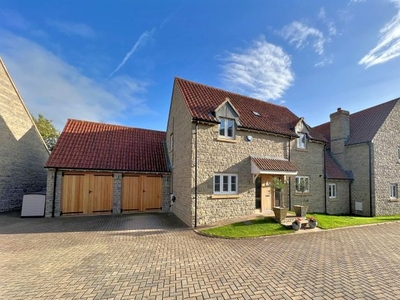 Property for sale in Lime Kiln Court, Itchington BS35
