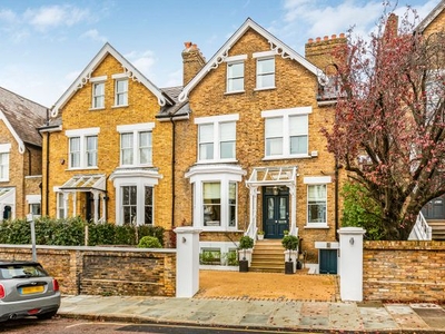 Property for sale in Montague Road, Richmond TW10
