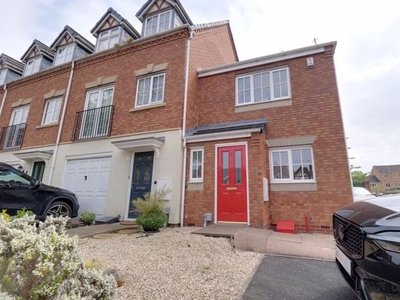 Property to rent in Courtland Mews, Stafford ST16
