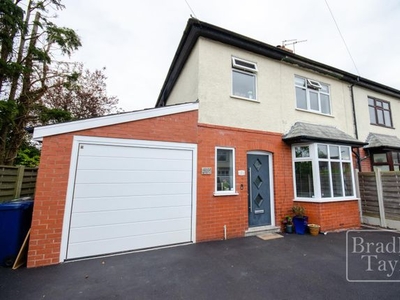 Property to rent in Woodville Road West, Penwortham, Preston PR1