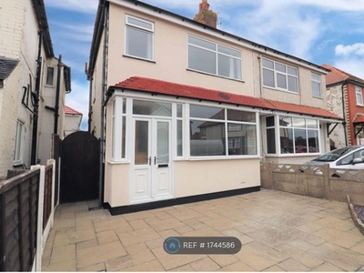 Semi-detached house to rent in Clegg Avenue, Thornton-Cleveleys FY5