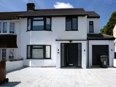 Semi-detached house to rent in Salisbury Close, Potters Bar EN6