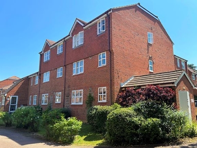 Studio to rent in Marmet Avenue, Letchworth Garden City SG6