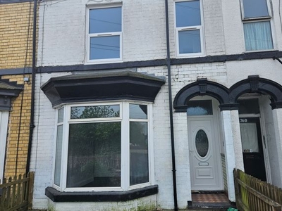 Terraced house to rent in Clough Road, Hull HU5