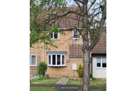 Terraced house to rent in Hindburn Close, Bedford MK41