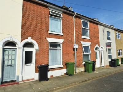 Terraced house to rent in Margate Road, Southsea PO5