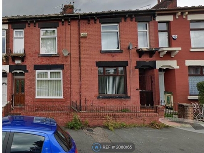 Terraced house to rent in Meech Street, Manchester M11