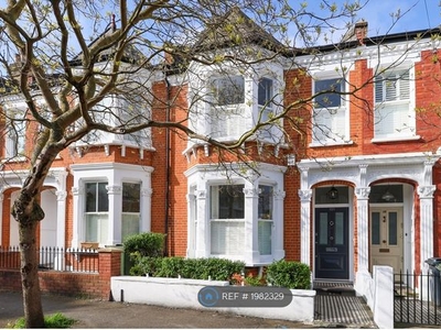 Terraced house to rent in Narbonne Avenue, London SW4