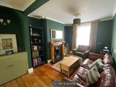Terraced house to rent in Prospect Place, Canterbury CT1