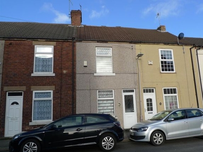 Terraced house to rent in Spencer Street, Mansfield NG18