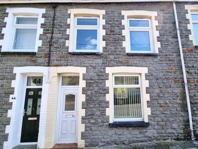 Terraced house to rent in Victoria Street, Mountain Ash CF45
