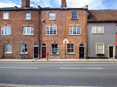Town house to rent in Cross Street, Sudbury CO10