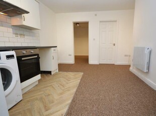 1 bedroom apartment for rent in Pokesdown close to Southbourne, BH7