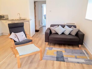 1 bedroom flat for rent in Navigation Walk, Leeds, West Yorkshire, UK, LS10