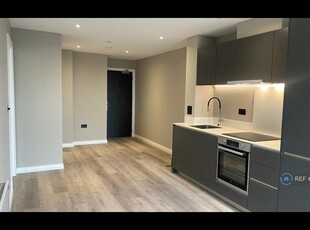 1 bedroom flat for rent in Springwell Gardens, Leeds, LS12