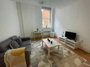 1 bedroom flat for rent in Town Hall, Bexley Square, Salford, Manchester, M3