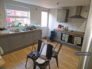 1 bedroom house share for rent in Ash Road, Leeds, LS6