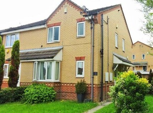 1 bedroom town house for rent in Kingfisher Mews, Morley, LS27