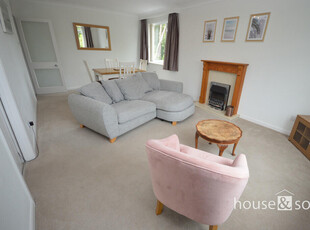 2 bedroom apartment for rent in 43 Talbot Hill Road, Talbot Park, BH9