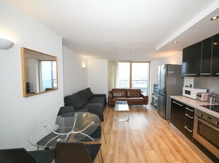 2 bedroom apartment for rent in City Living - West Point - Wellington Street, Leeds, West Yorkshire, LS1