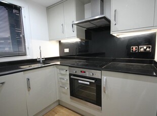 2 bedroom apartment for rent in North Street, Leeds, West Yorkshire, LS2