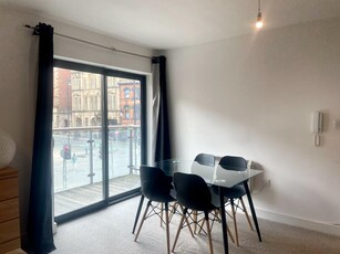 2 bedroom apartment for rent in Salford Approach, Manchester, Greater Manchester, M3
