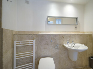 2 bedroom apartment for rent in Victoria House, 143-145 The Headrow, Leeds, West Yorkshire, LS1