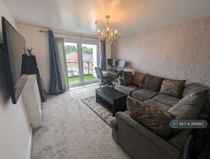 2 bedroom flat for rent in Christie Lane, Salford, M7